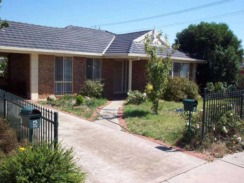 3 Gibbons Drive, Epping