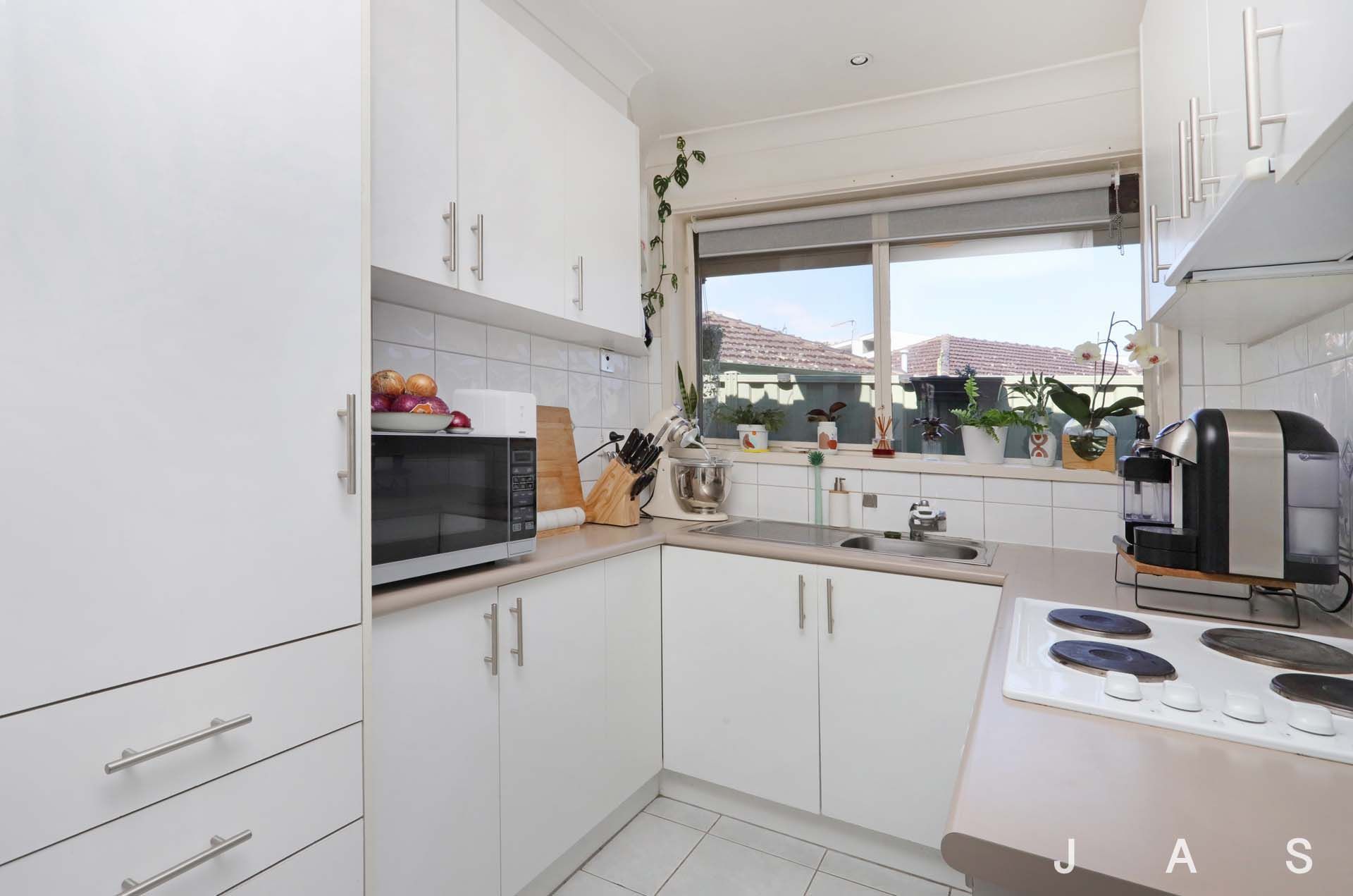 3/4 Hatfield Court West Footscray VIC, West Footscray - Thumbnail 4