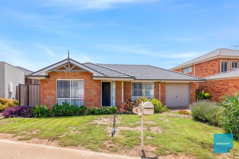 6 Scullin Road, Burnside Heights - Thumbnail 2
