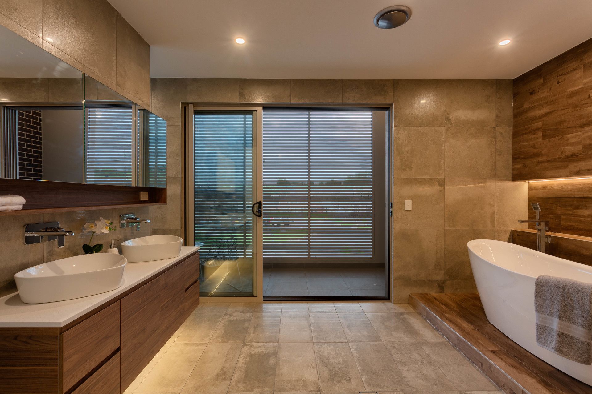 Colebee 142 Stonecutters Drive