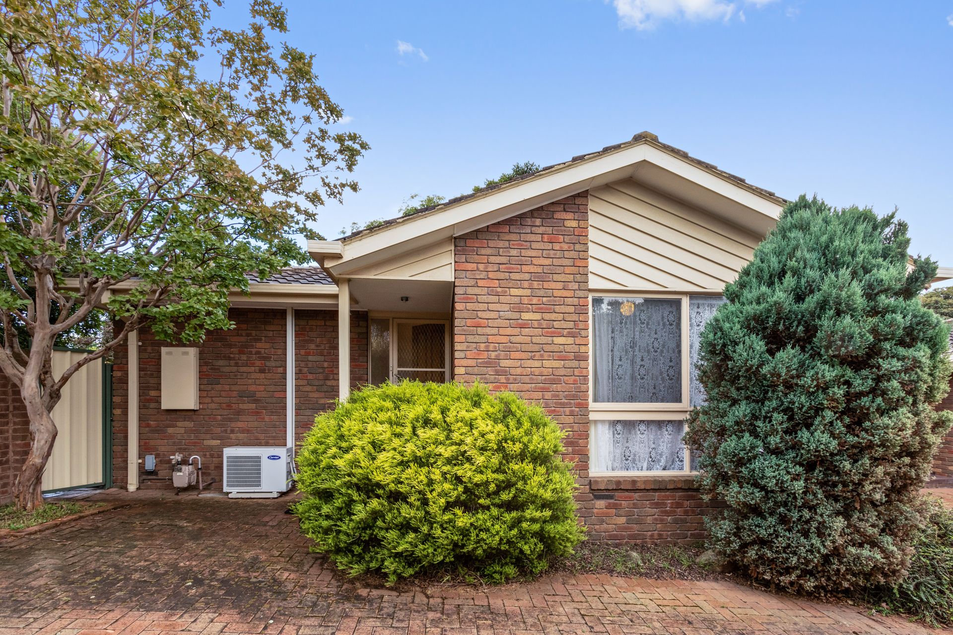 Real Estate For Sale 1/54 Winston Road Viewbank , VIC