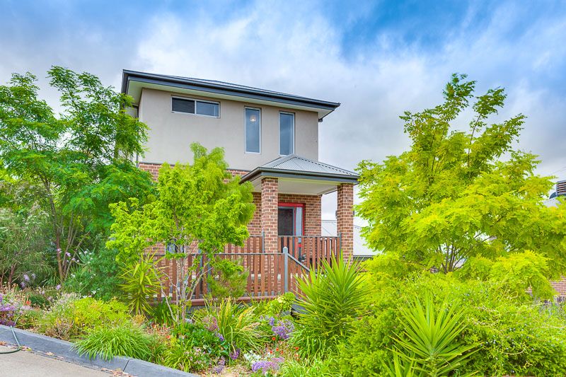5/17-19 Fredrick Street, Bacchus Marsh - Thumbnail 2