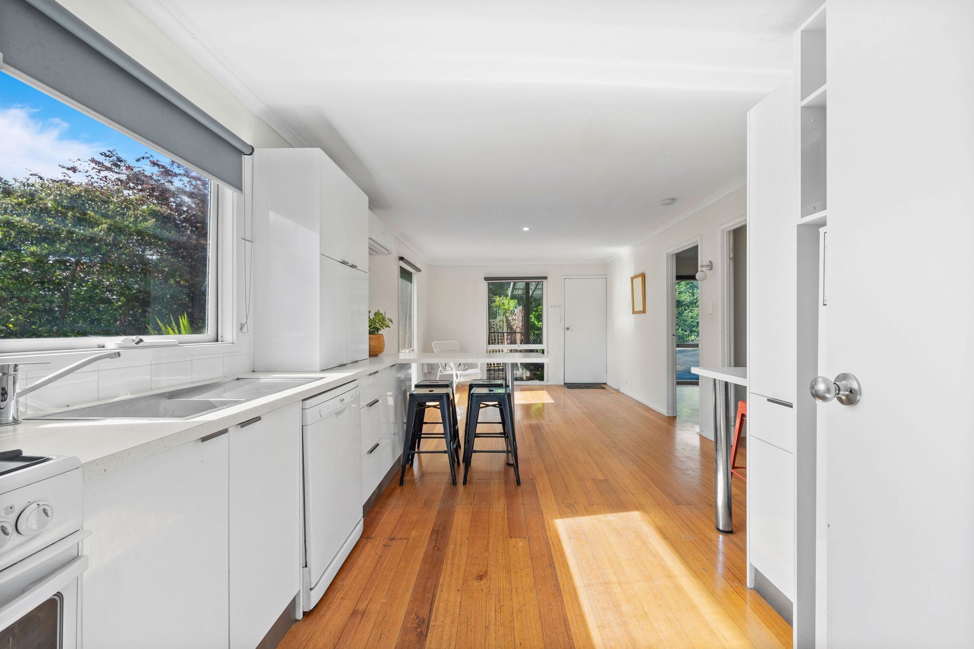 10 Tregurtha Street Golden Point VIC, Golden Point - Thumbnail 7