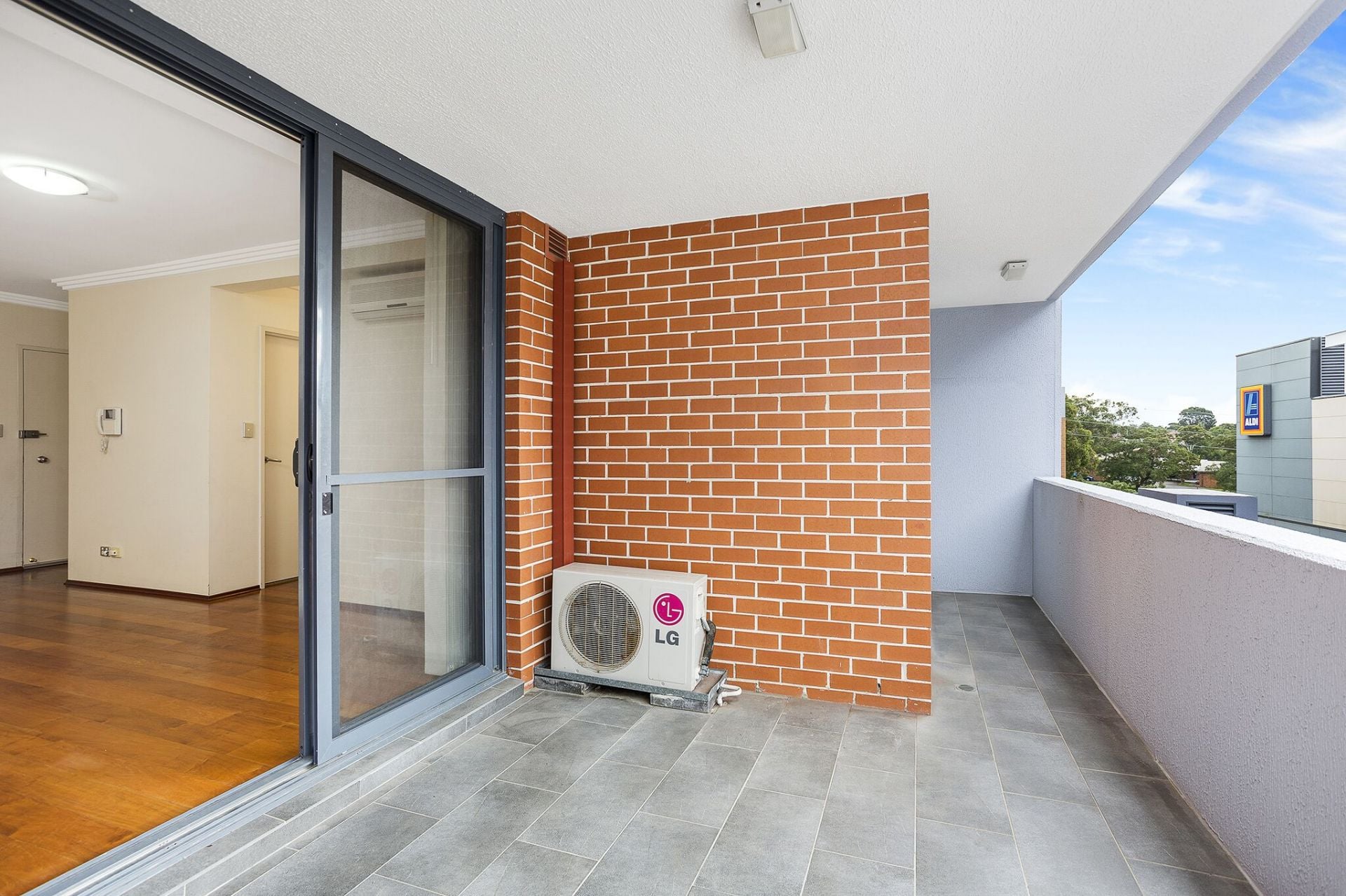 5/621 Kingsway Miranda NSW, Miranda - Thumbnail 2