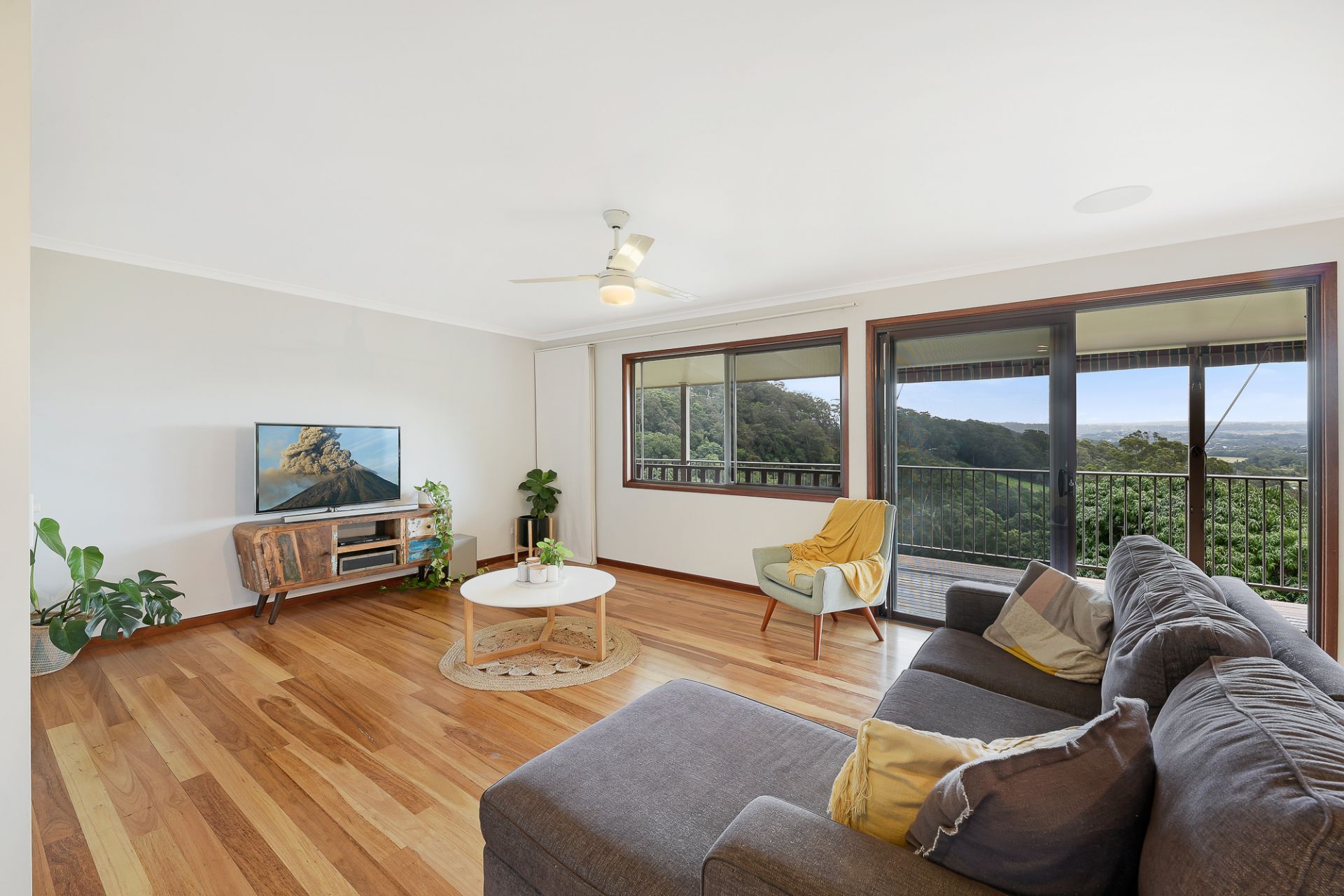 37 Sugar View Lane Rosemount QLD, Rosemount - Thumbnail 2