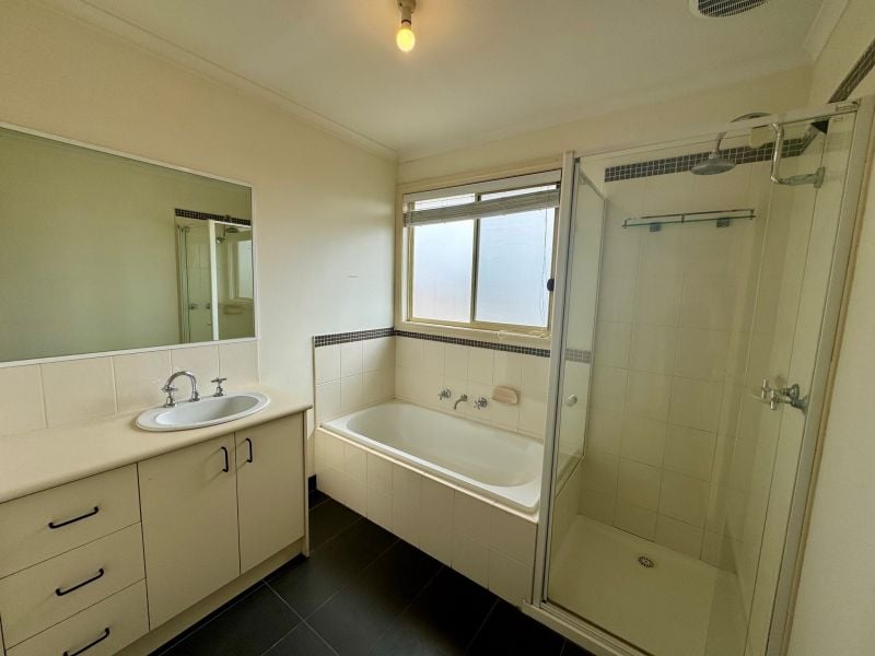 30/90 Edgars Road, Thomastown
