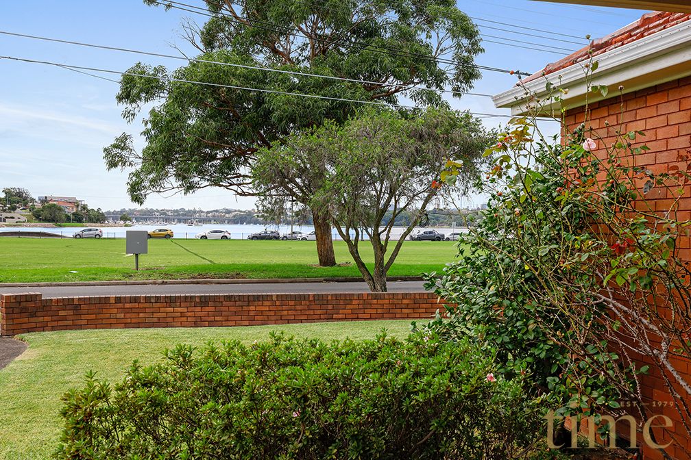 43 Nield Avenue, Rodd Point NSW
