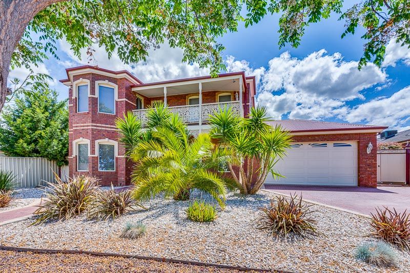 28 Grantleigh Drive, Bacchus Marsh - Thumbnail 3