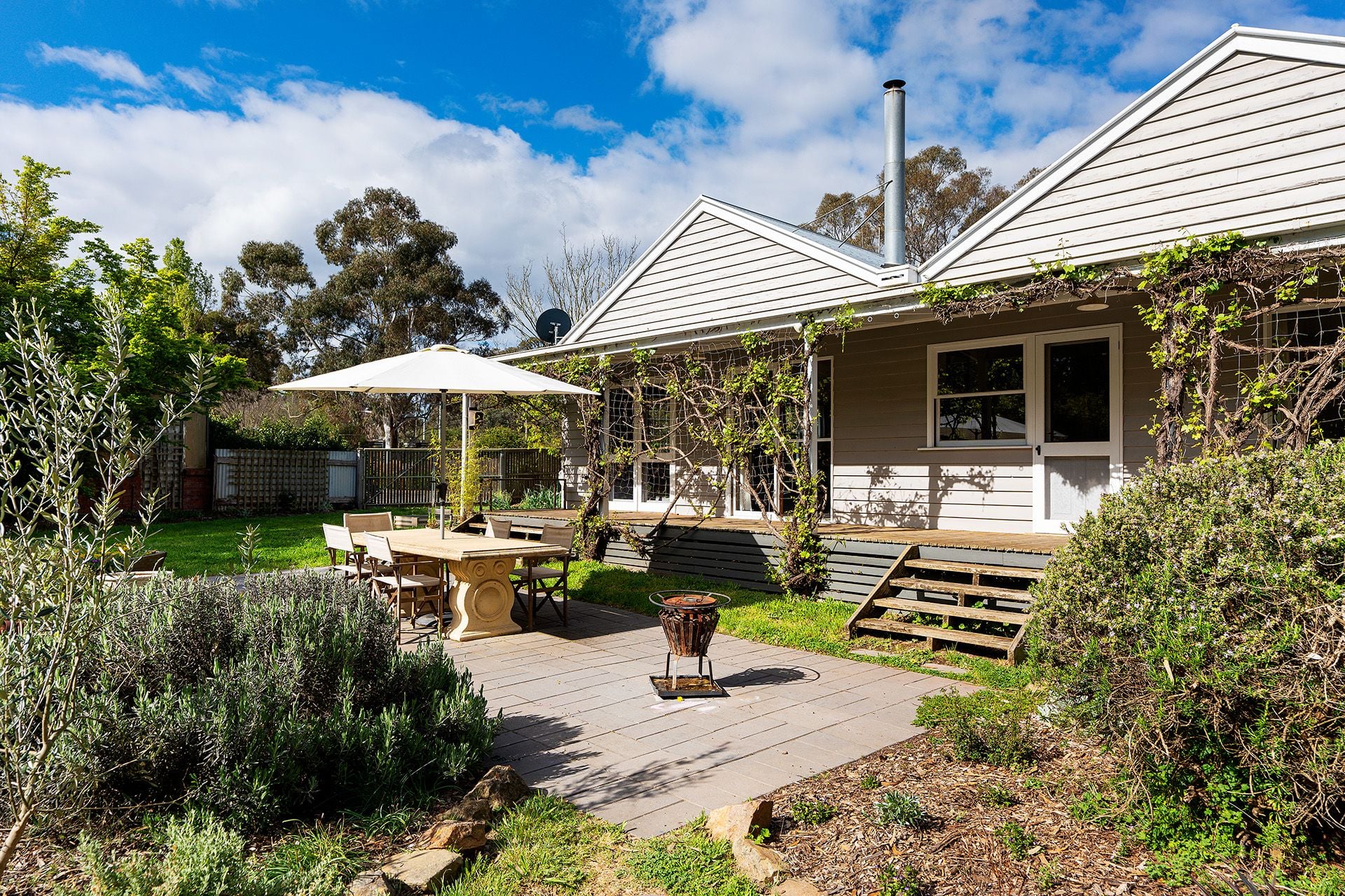 2 Midland Highway, Castlemaine - Thumbnail 8