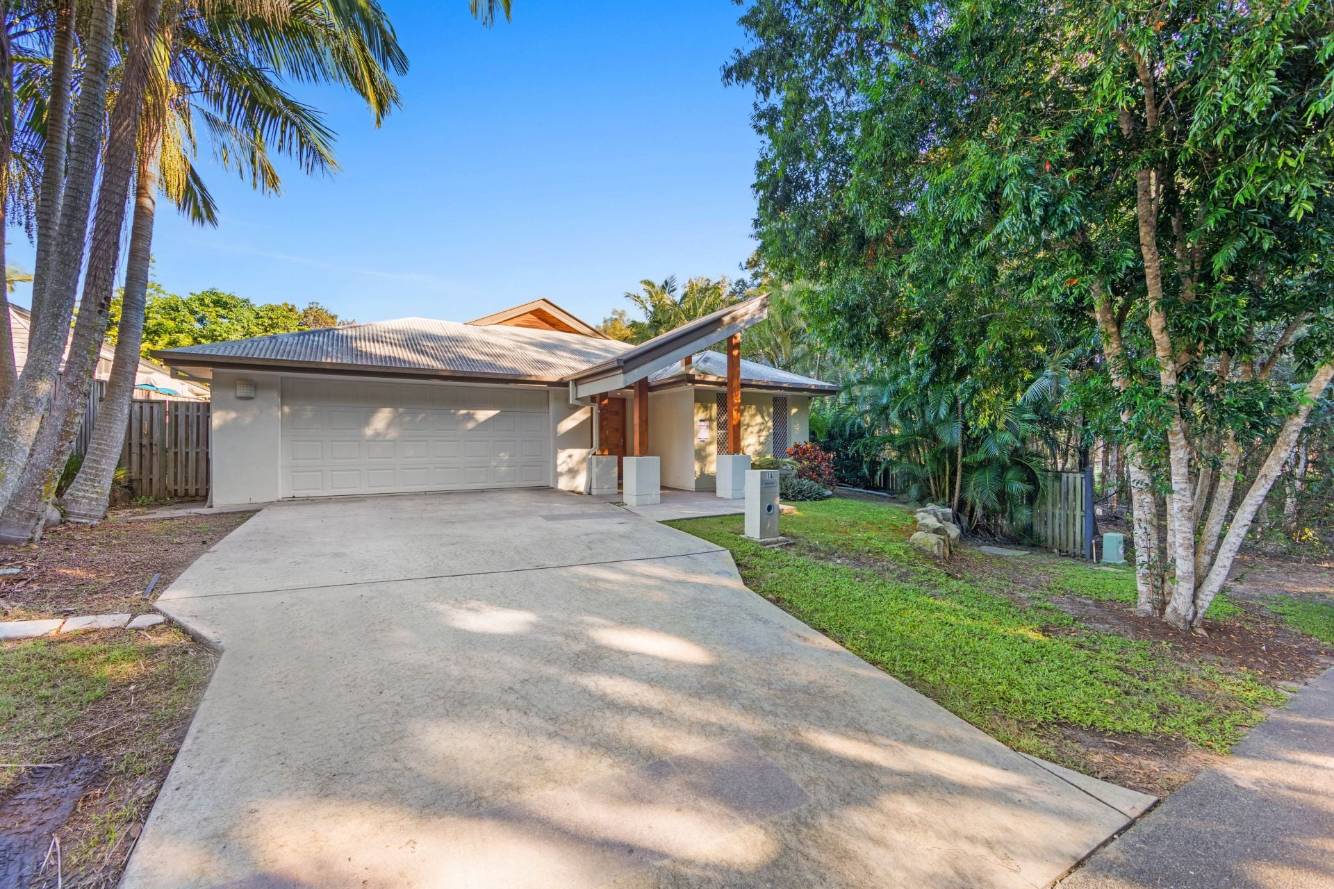 14 Pacha Close Coomera Waters QLD, Coomera Waters - Thumbnail 3