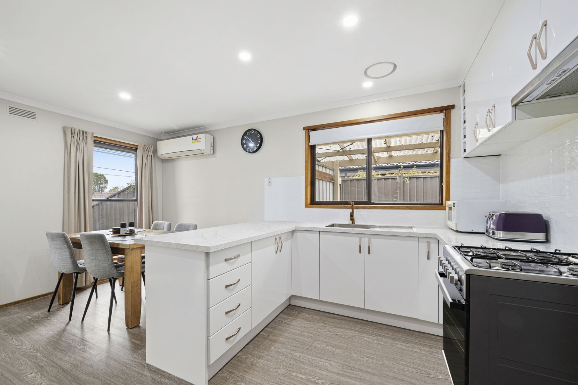 12 Hinkler Avenue, Sebastopol, Sebastopol - Thumbnail 5