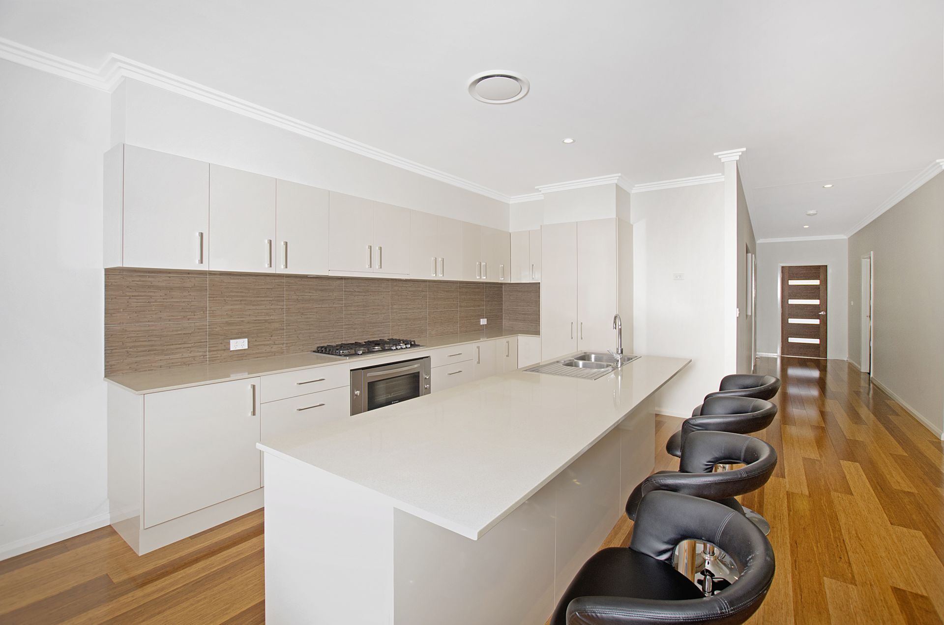 89 Emerald Drive Port Macquarie NSW, Port Macquarie - Thumbnail 2