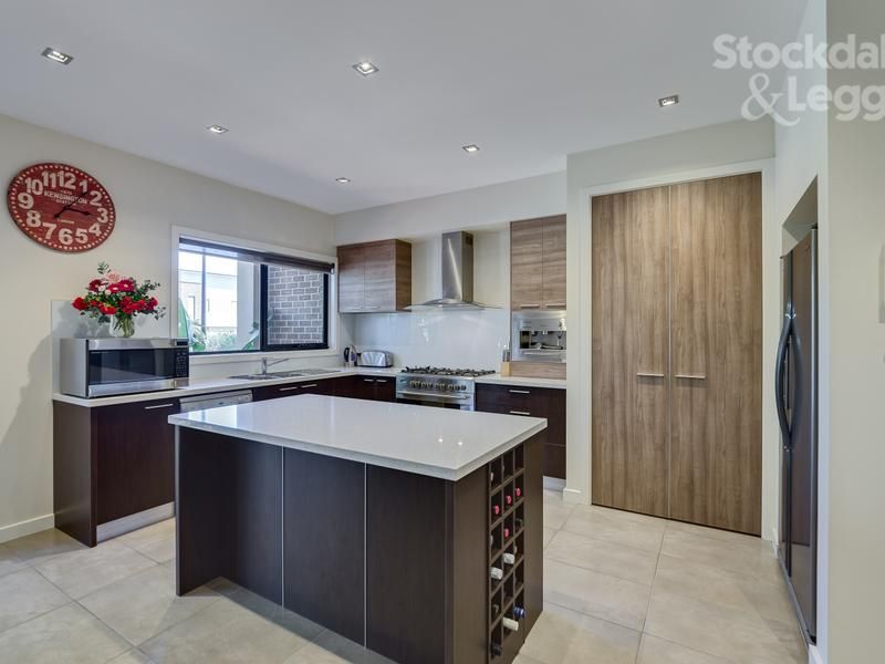 2 Braywood Terrace MERNDA, Mernda - Thumbnail 6