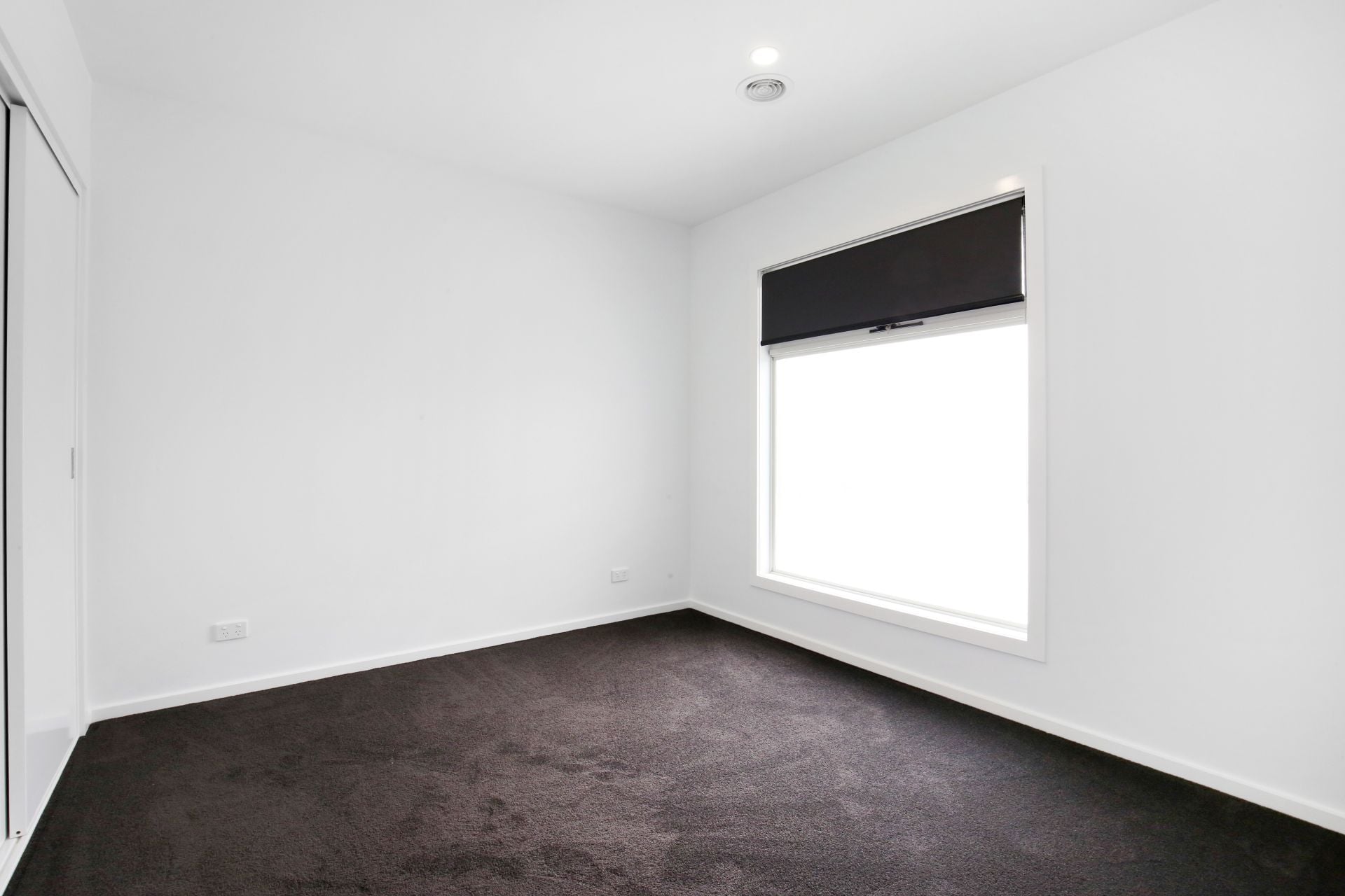 BRAND NEW TOWNHOUSE STYLISH AND SOPHISTICATED  *Insp Tue 7th Jan @ 4:35pm*