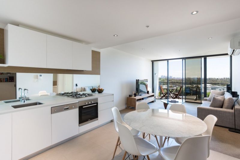 505/770c Toorak Road, Glen Iris - Thumbnail 3