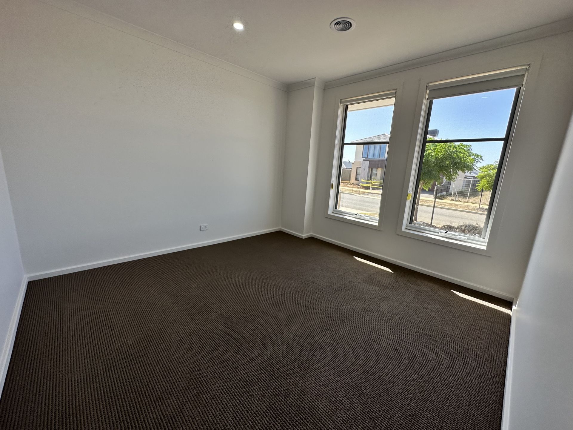 52 Reardon Crescent, St Leonards Neville Richards Real Estate