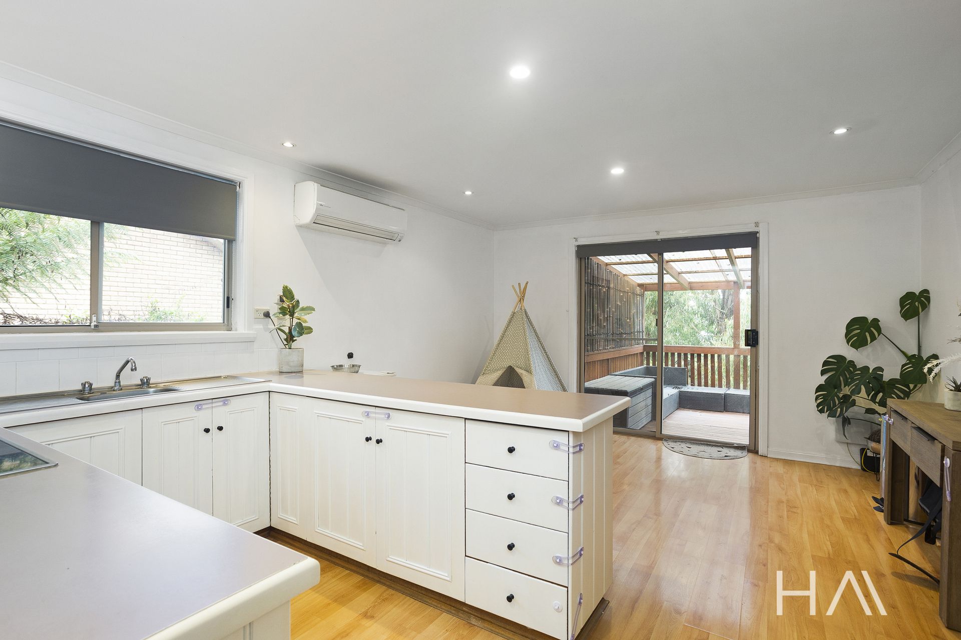 100 Chris Street Prospect Vale, Prospect Vale - Thumbnail 7
