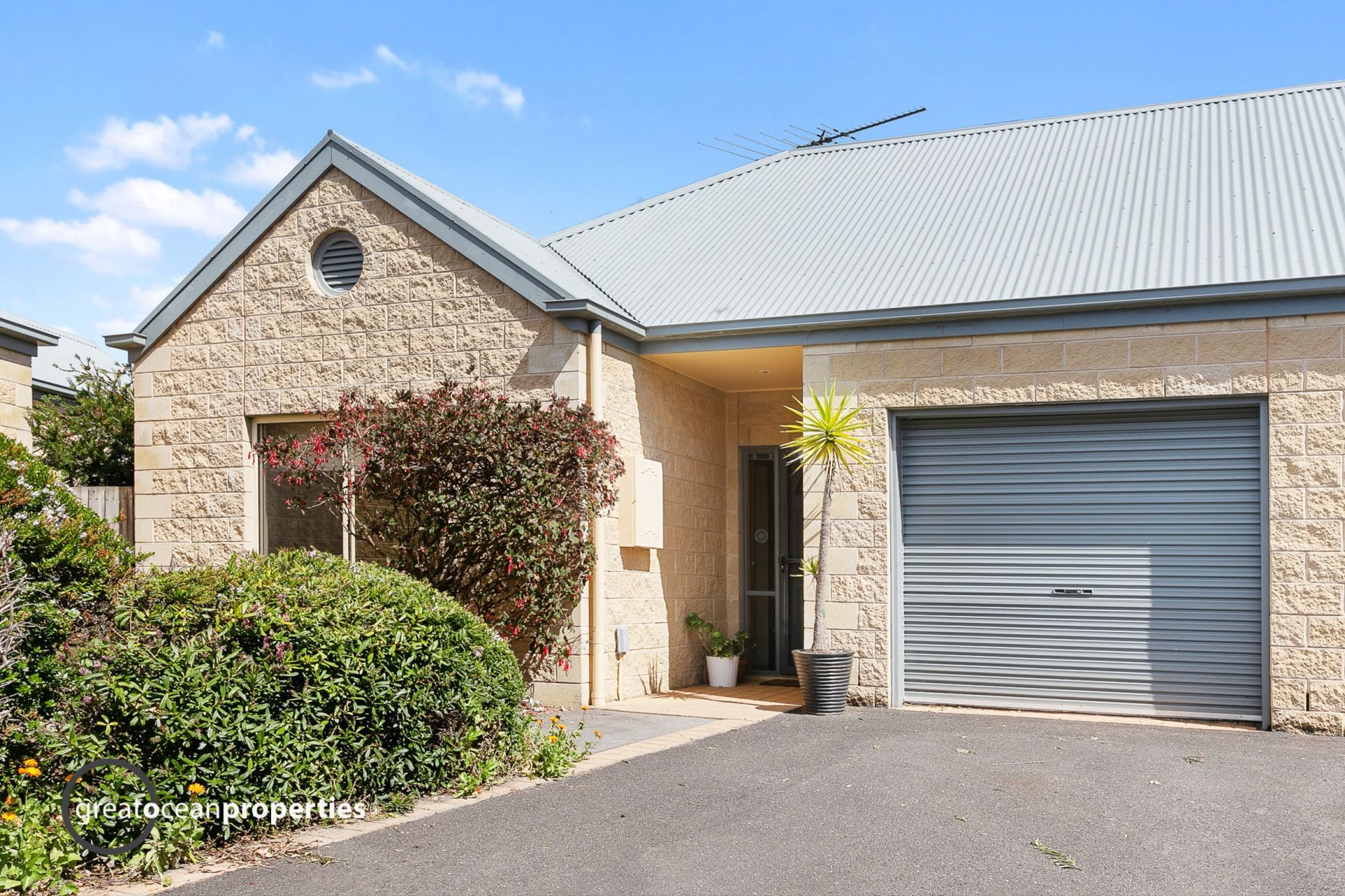 2/3-4 Nizam Quay, Apollo Bay - Thumbnail 2