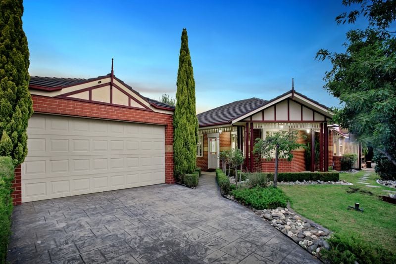 5 Romy Court, Altona Meadows - Thumbnail 2