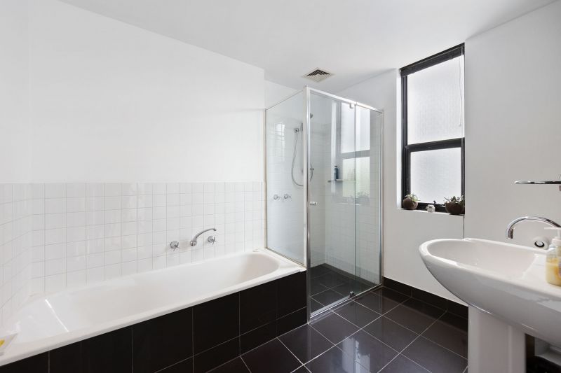3/45 Spenser Street, St Kilda - Thumbnail 8