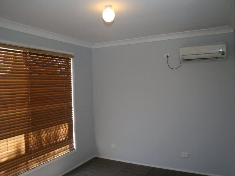 Real Estate For Lease 70 Dampier Crescent Drewvale , QLD