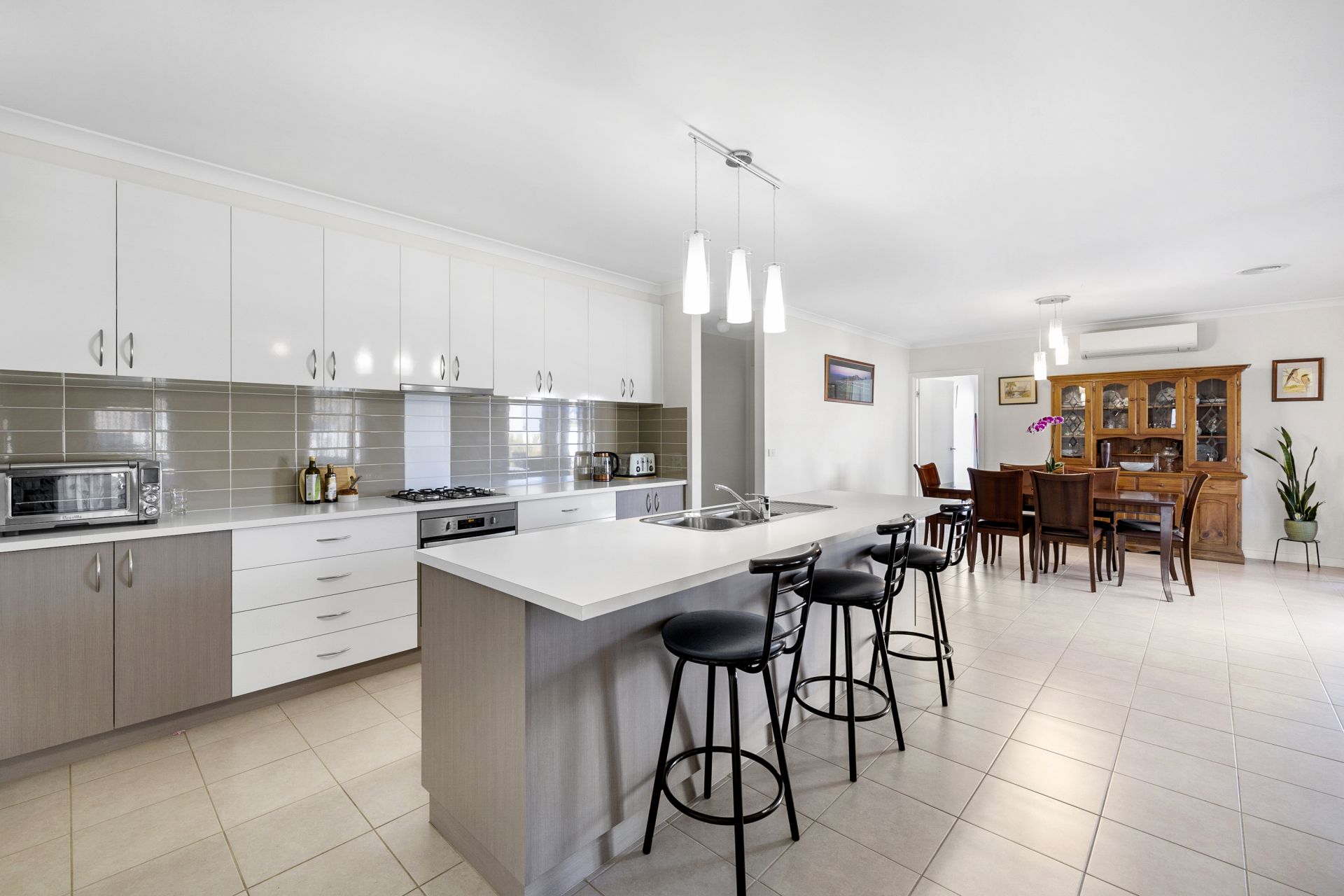 37 Ascot Gardens Drive, Delacombe, Delacombe, Delacombe - Thumbnail 4