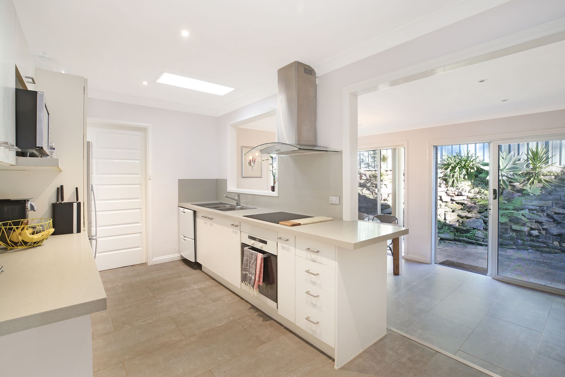 9 Mikarie Place, Kirrawee, Kirrawee - Thumbnail 3