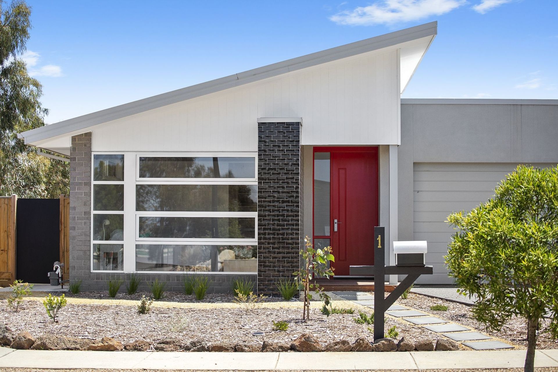 1 La Bella Street Ocean Grove VIC, Ocean Grove - Thumbnail 2
