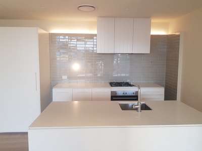 206/8 Bank Street, West End