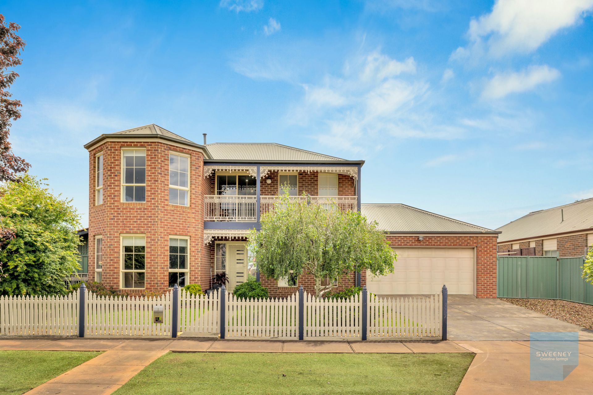 16 Windsor Gardens, Caroline Springs - Thumbnail 2