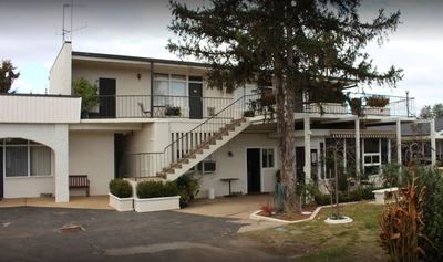 2 MOTELS FOR SALE - POPULAR REGIONAL CENTRE