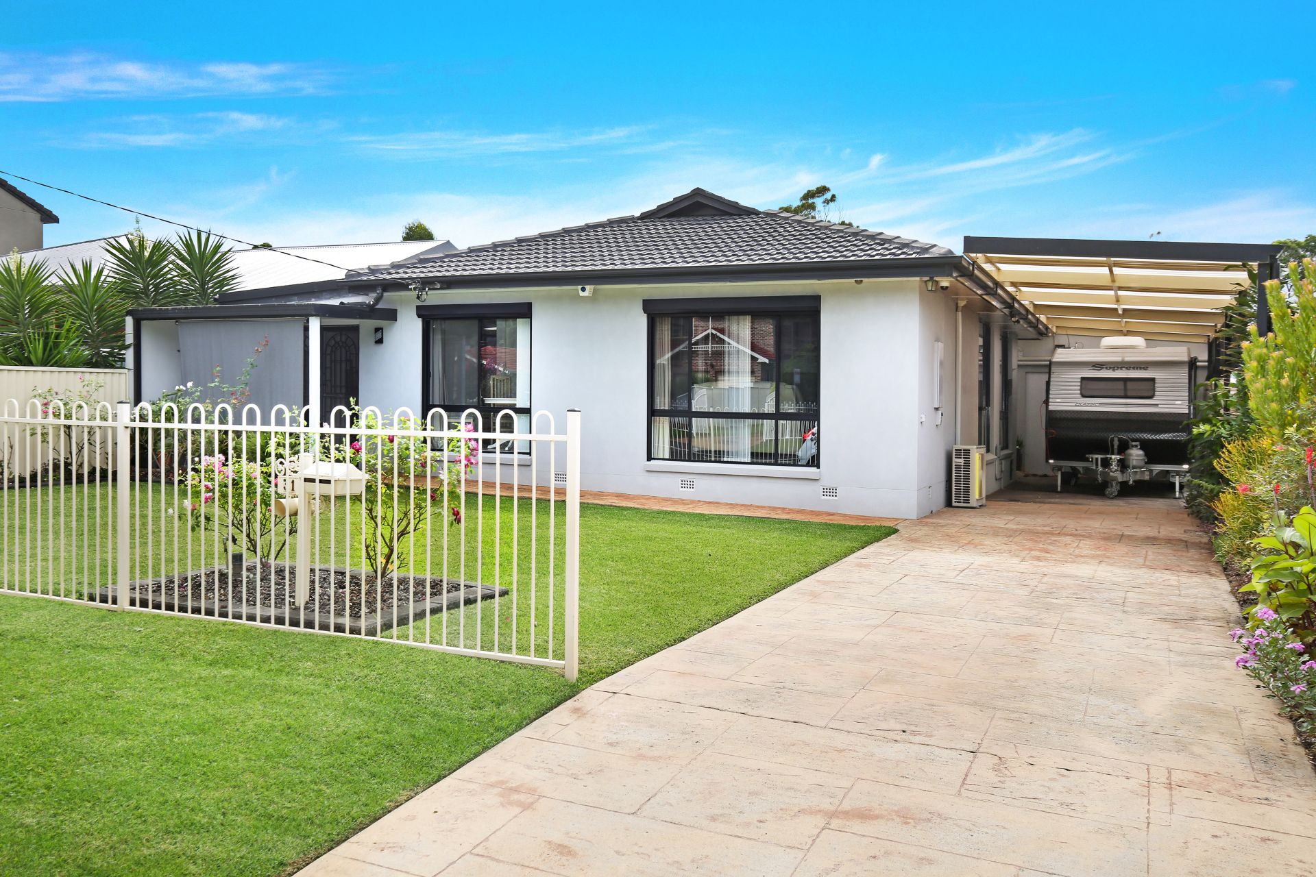 Real Estate For Sale 31 Foothills Road Balgownie , NSW