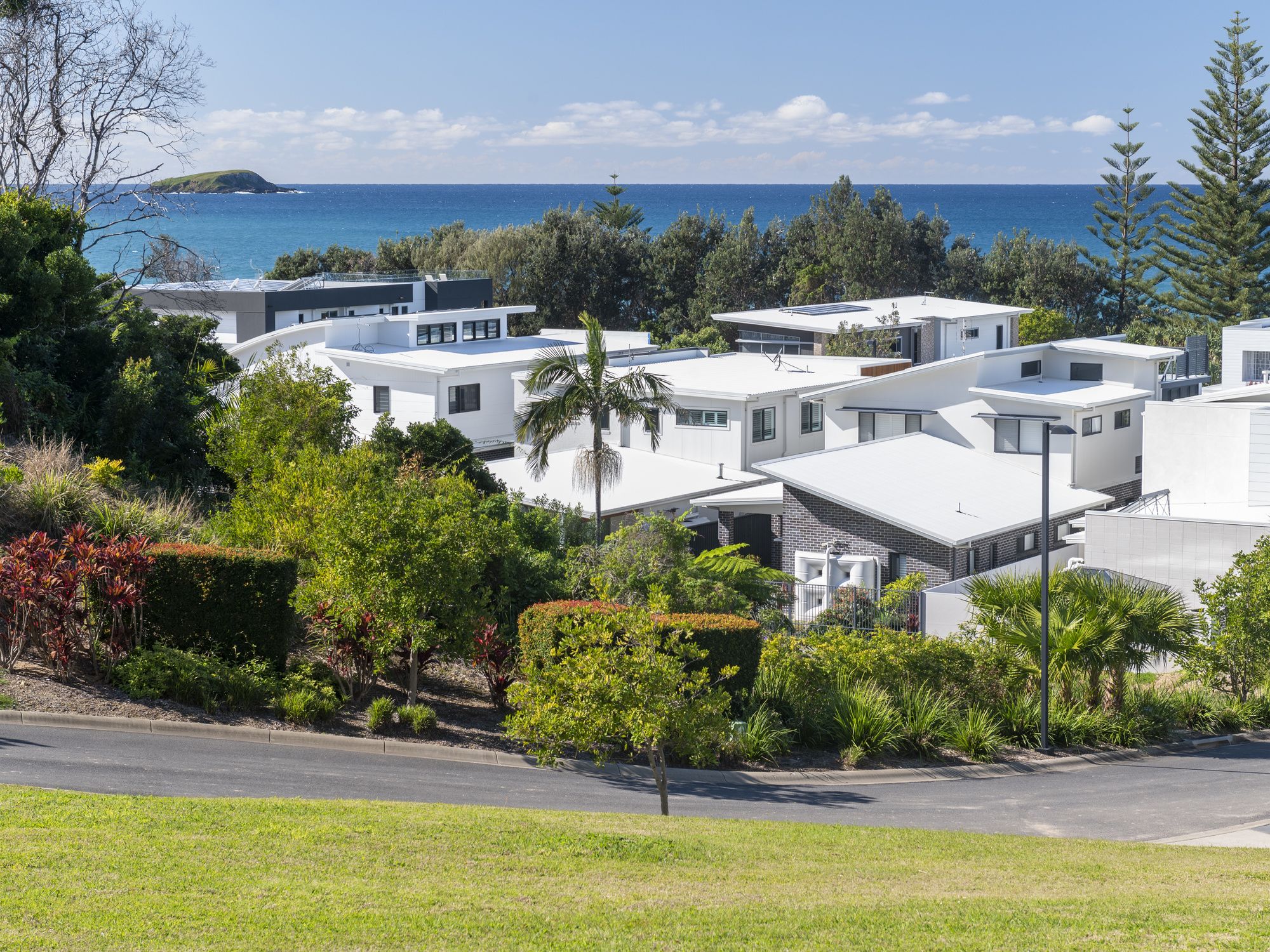 For Sale 8 Beachview Drive Sapphire Beach , NSW