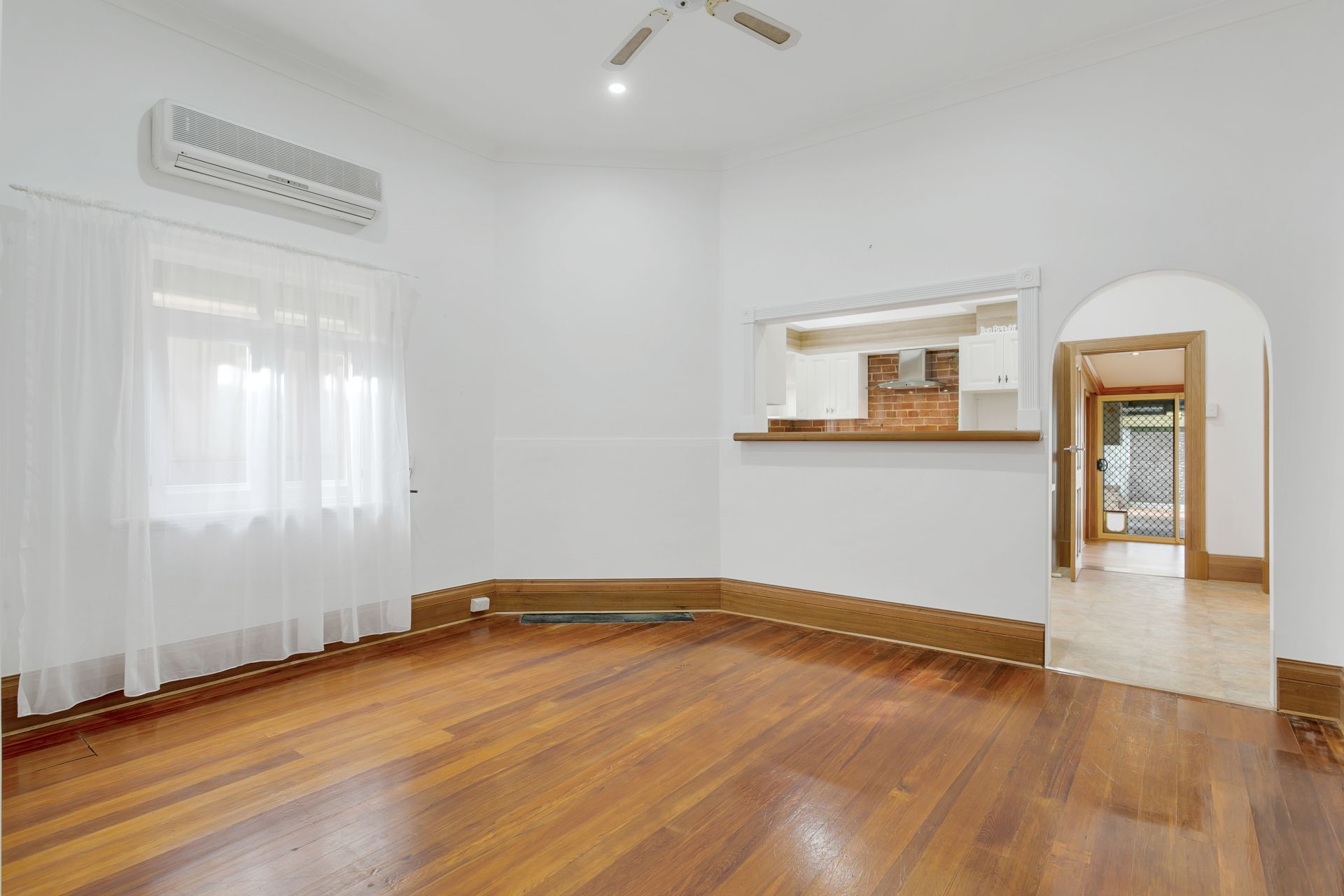 2 Neptune Terrace, Rosewater - Thumbnail 4