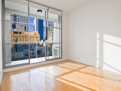 1302/355 Kent Street, SYDNEY NSW 2000, Sydney - Thumbnail 2