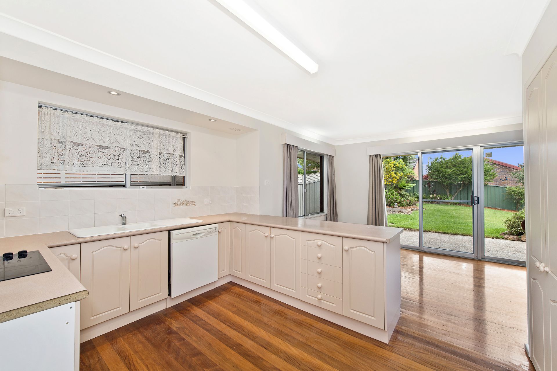 21 Innes Street Port Macquarie NSW, Port Macquarie - Thumbnail 3