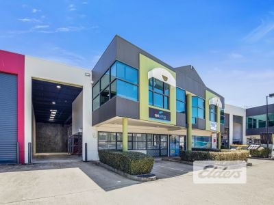 RARE INNER CITY OFFICE / WAREHOUSE | 6 CARS PARKS ONSITE!