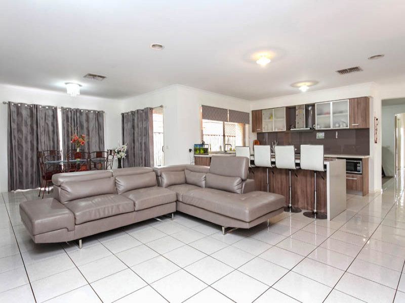 2 Belleville Close, Burnside Heights - Thumbnail 6