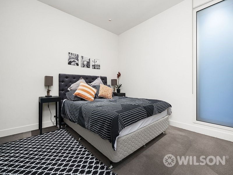 1003/8-10 Kavanagh Street, Southbank