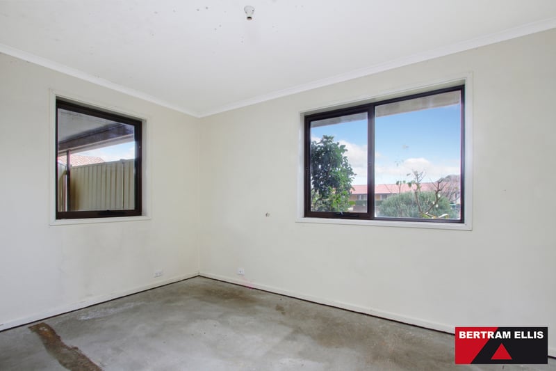 14 Wolff Crescent, Latham - Thumbnail 6