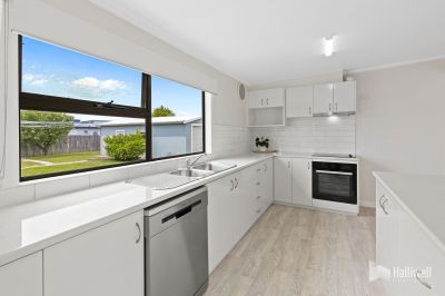 3
 
 
 
  
 
 
 1
 
 
 
  
 
 
 1
 
 
 
 
 
 
 
 2 Victoria Street, Devonport TAS 7310, Devonport - Thumbnail 8
