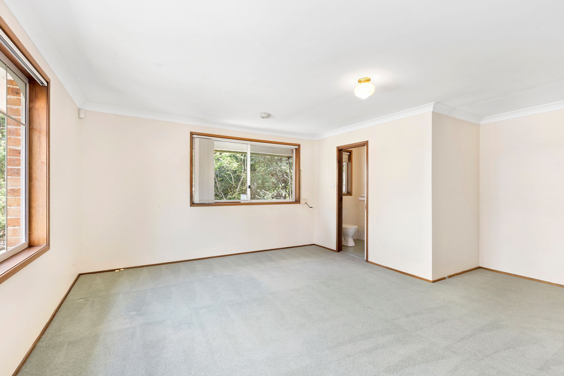 Real Estate For Sale 19 Kissing Point Road Turramurra , NSW