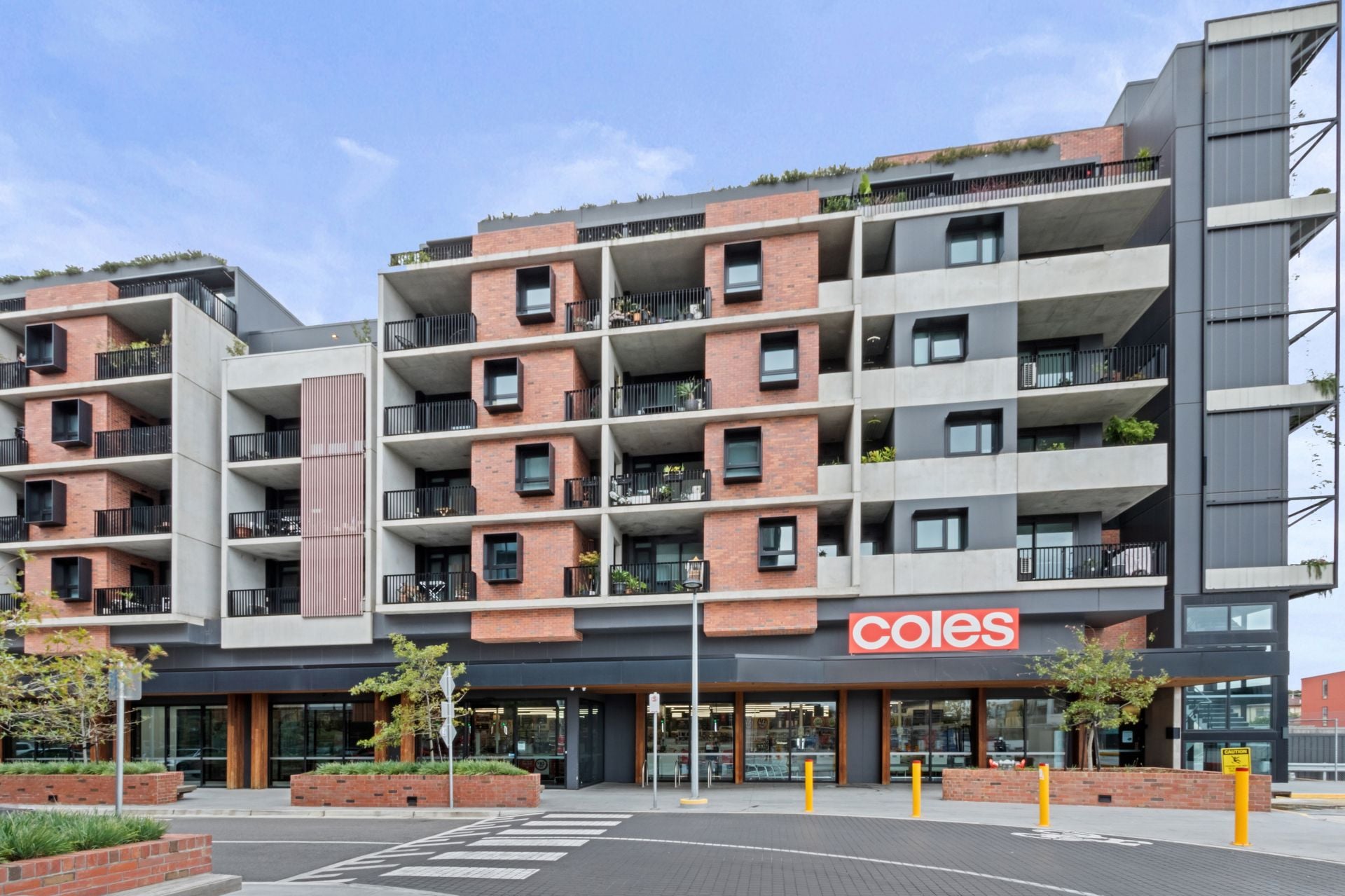 One Bedroom Apartment in East Brunswick Village
