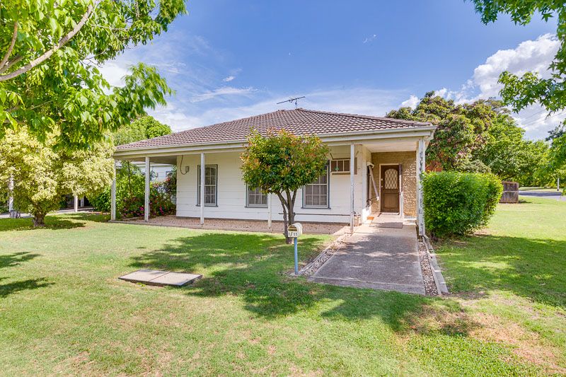 1, 2 & 3/11 Simpson Street, Bacchus Marsh - Thumbnail 4