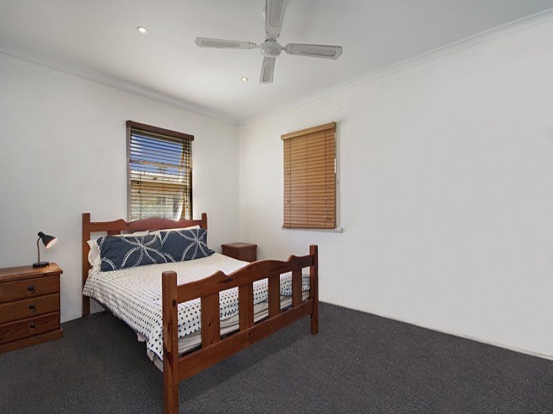 6/6 Lord Street KIRRA QLD, Kirra - Thumbnail 3