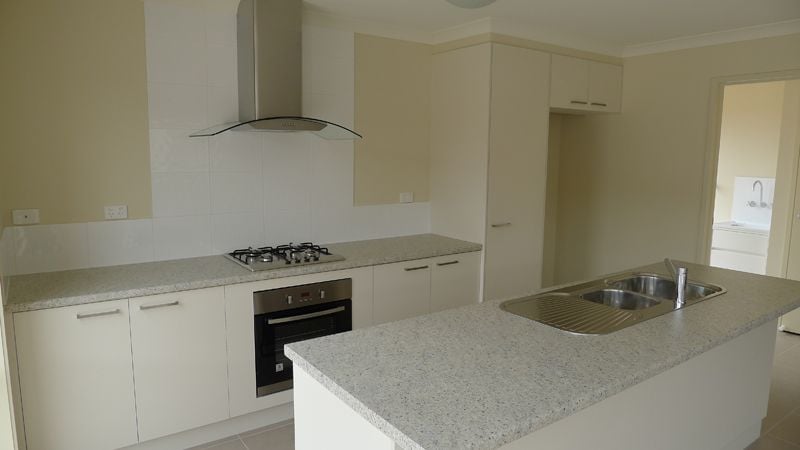 4 Chafia Court Lavington NSW, Lavington - Thumbnail 4