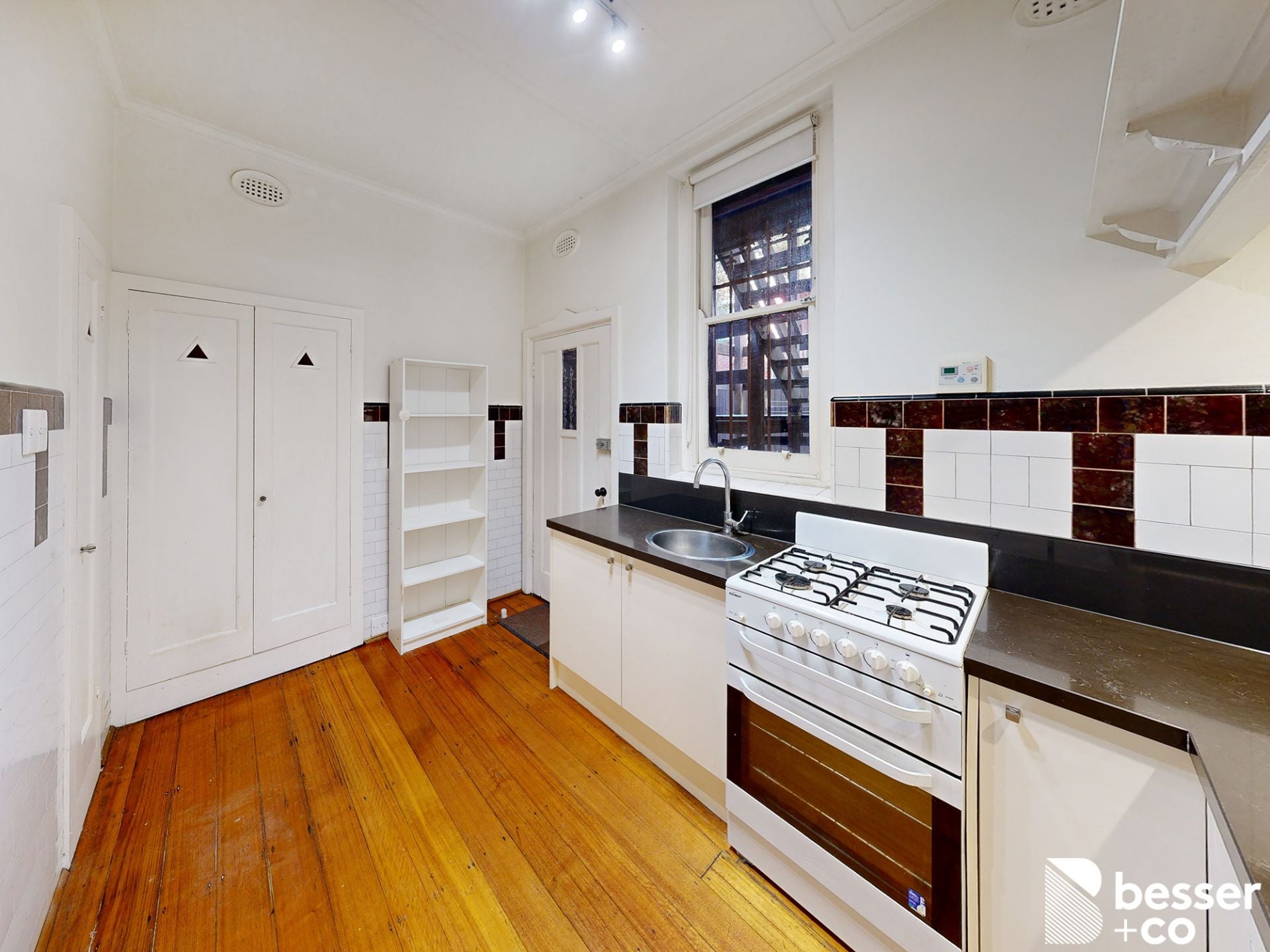 2/1 Robe Street, St Kilda - Thumbnail 8
