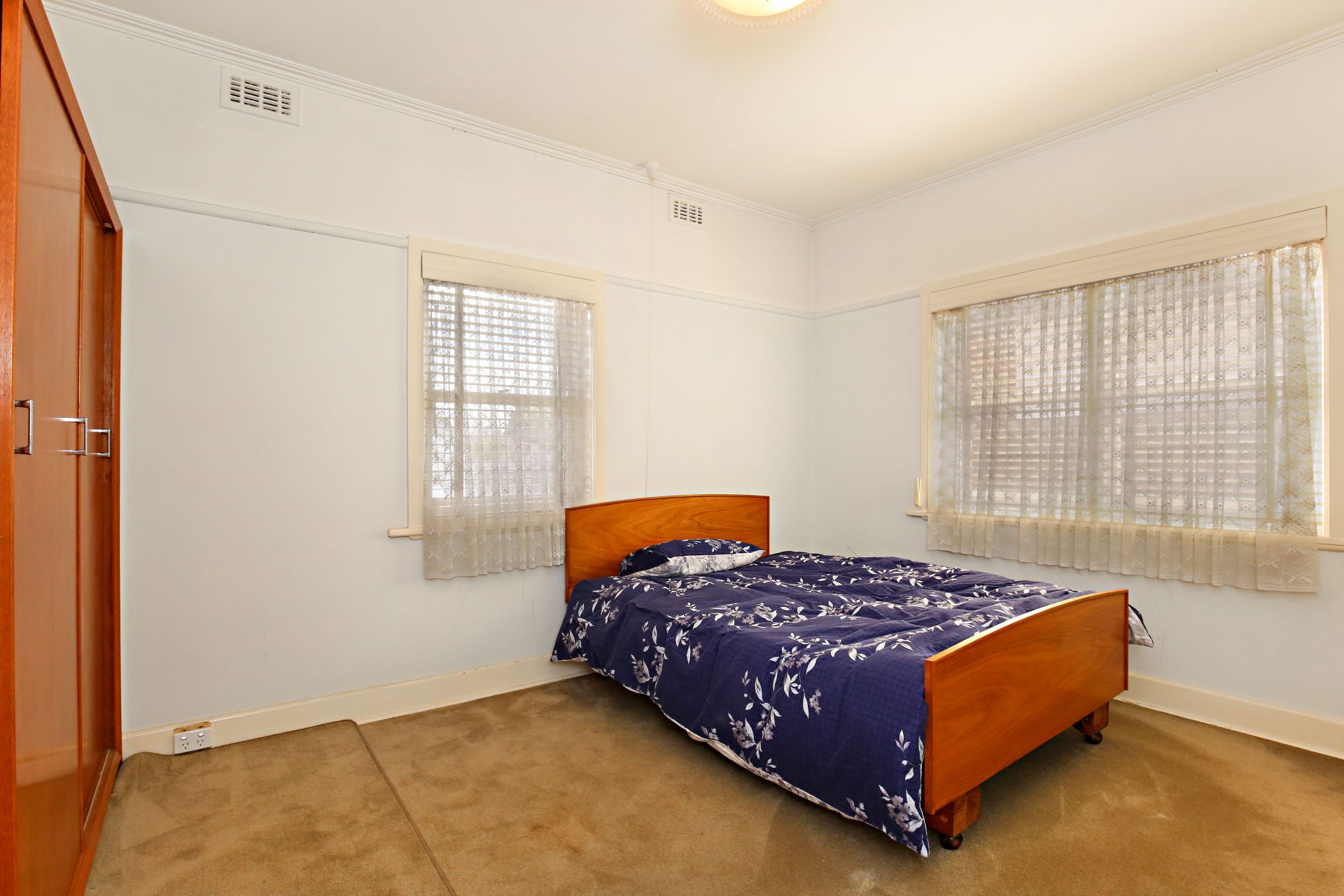 Real Estate For Sale 305 Gilbert Road Preston , VIC