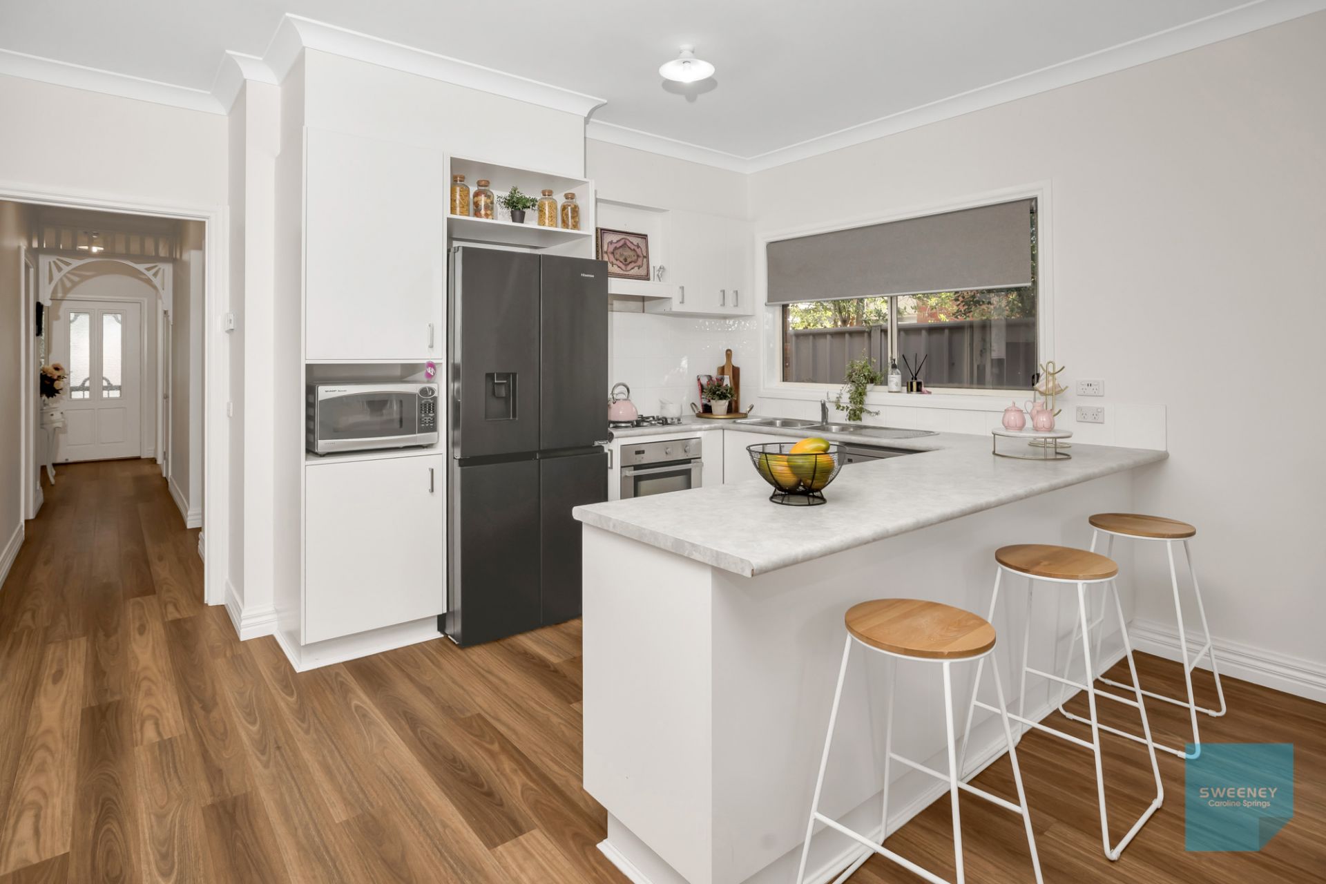 66 Oakview Parade, Caroline Springs - Thumbnail 4