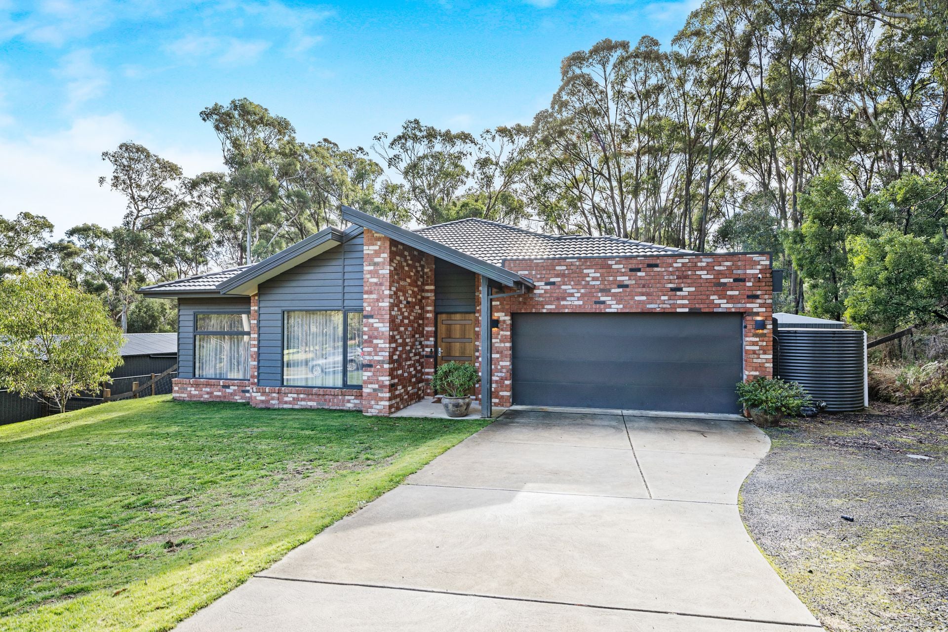 58 Stringybark Drive, Brown Hill, Brown Hill - Thumbnail 5